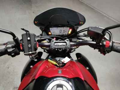 Suzuki GSX-S1000