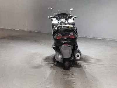 Suzuki Skywave 250S