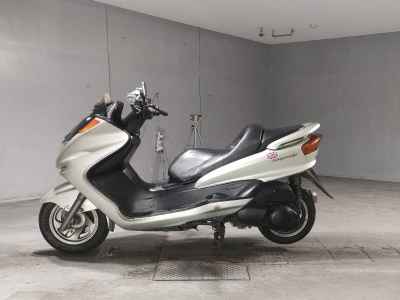 Yamaha Majesty 250