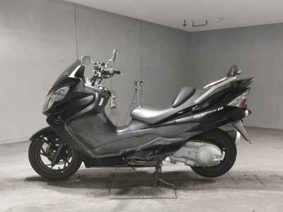 Suzuki Skywave 250S