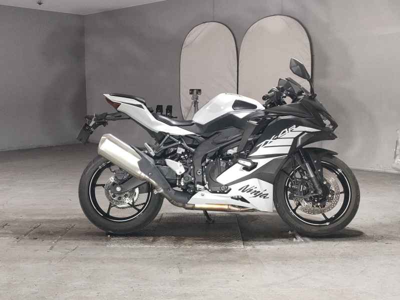 Kawasaki Ninja ZX-4R SE 2024