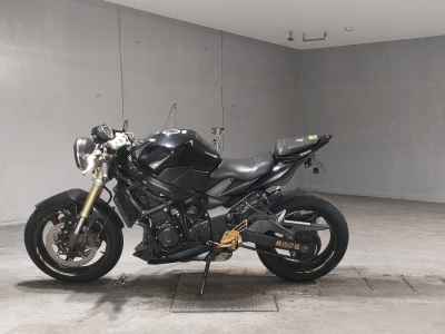 Suzuki GSR750 2012