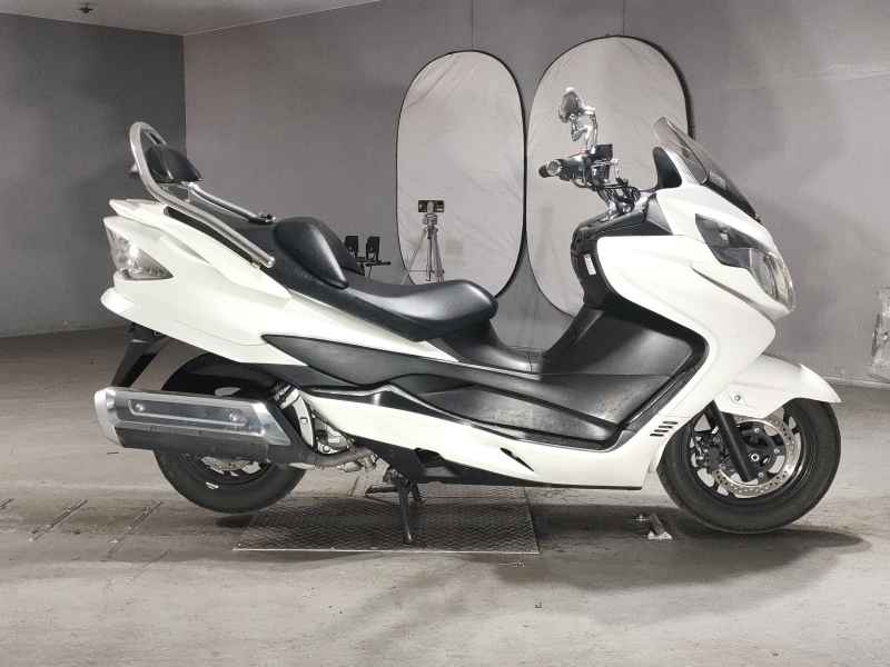 Suzuki Skywave 250S