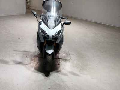 Yamaha TMAX 560 2025