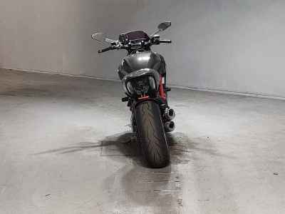 Ducati Diavel Carbon 2011