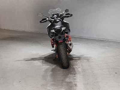KTM 1290 Super Duke GT 2019