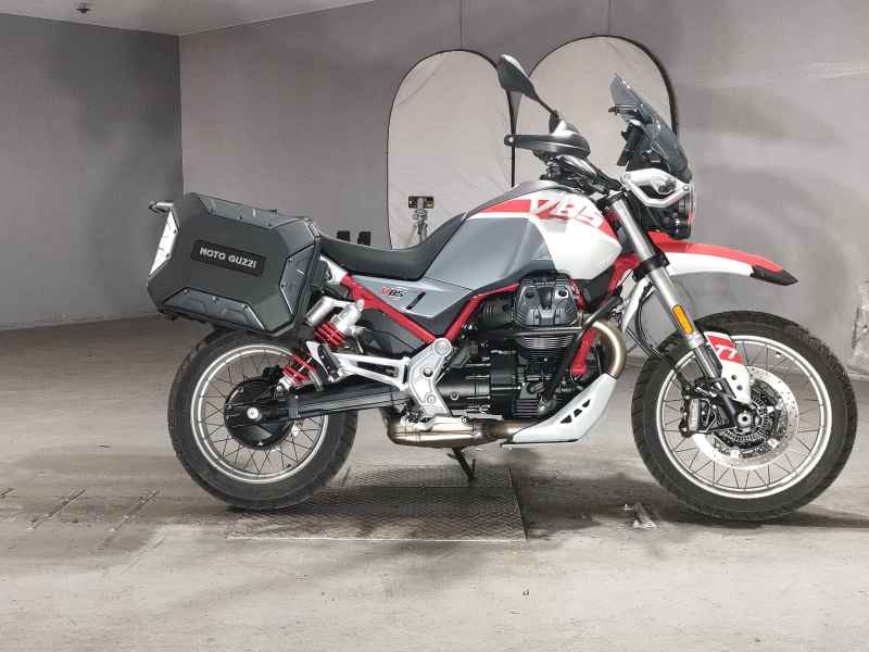Moto Guzzi V85TT 2026