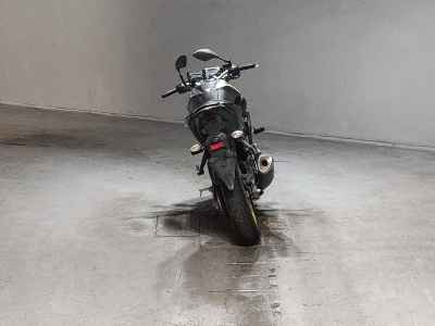 Yamaha MT-25
