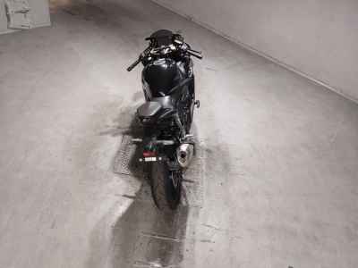 Kawasaki Ninja ZX-4R SE 2025