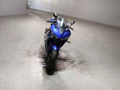 Yamaha YZF-R25