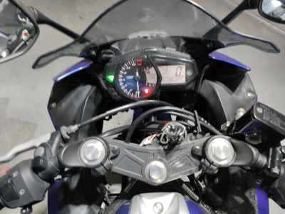 Yamaha YZF-R25