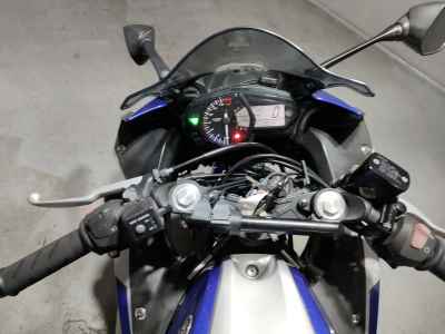Yamaha YZF-R25