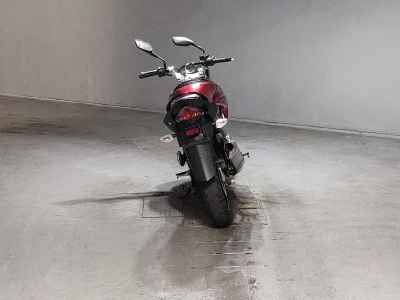 Suzuki GSR250