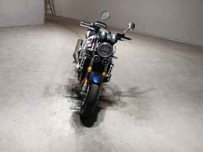 Honda CB1300SF 2021