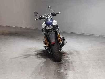 Honda CB1300SF 2021