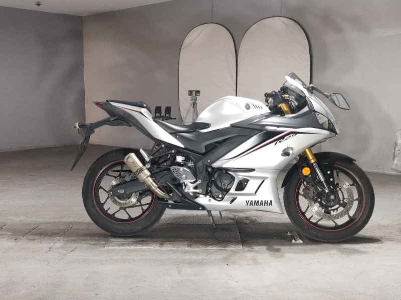 Yamaha YZF-R25
