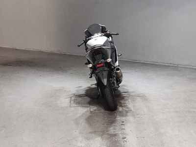 Yamaha YZF-R25