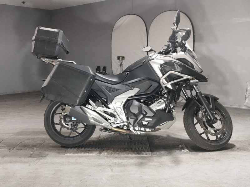 Honda NC750X DCT 2021