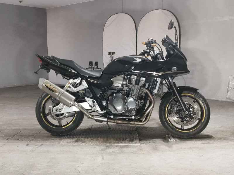 Honda CB1300 Super Boldor 2011