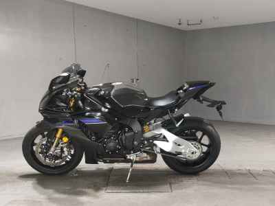 Yamaha YZF-R1M 2024