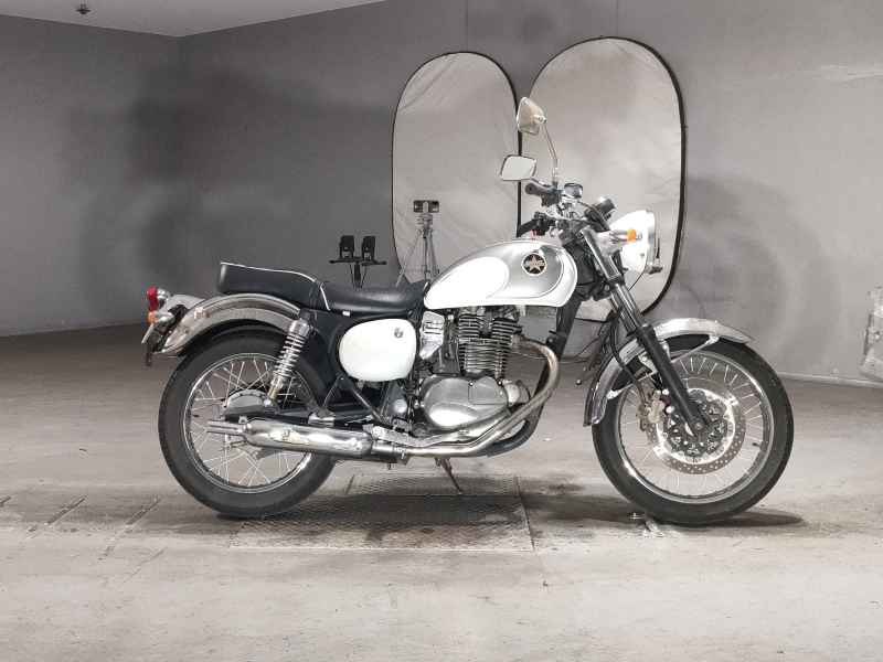 Kawasaki Estrella