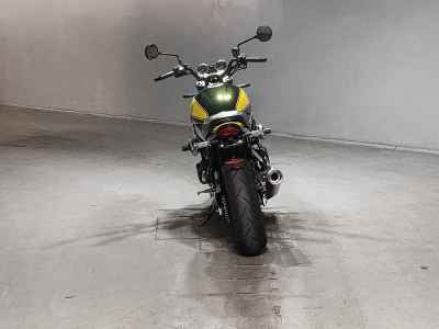 Kawasaki Z900RS 2024