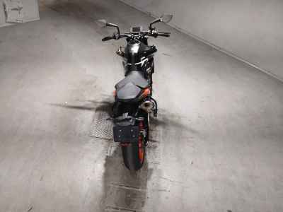 KTM 890 Duke GP 2025