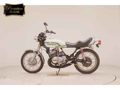 Kawasaki 250SS