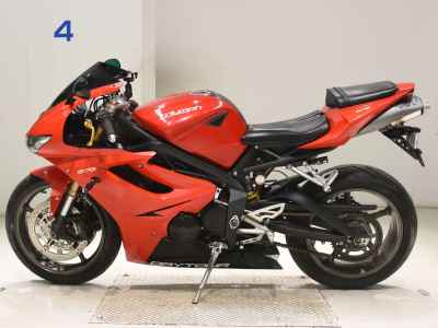 Triumph Daytona 675 2011