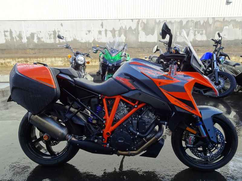 KTM 1290 Super Duke GT 2024