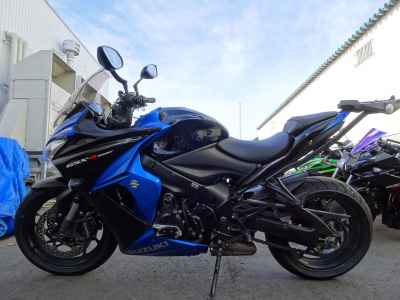 Suzuki GSX-S1000F 2022
