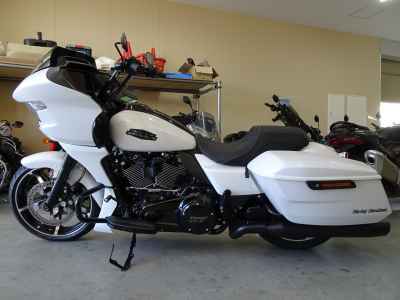 Harley-Davidson Road Glide FLTRX1920 2024