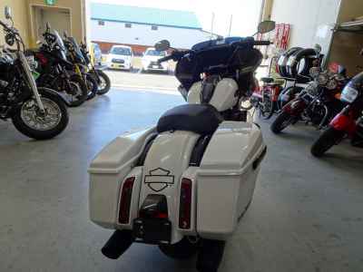 Harley-Davidson Road Glide FLTRX1920 2024