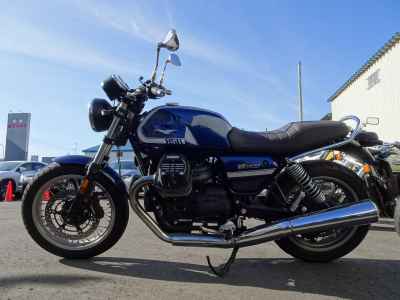 Moto Guzzi V7 Special 2023