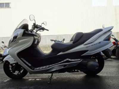 Suzuki Skywave 250S