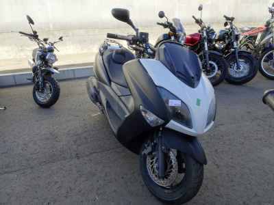Yamaha Majesty 250