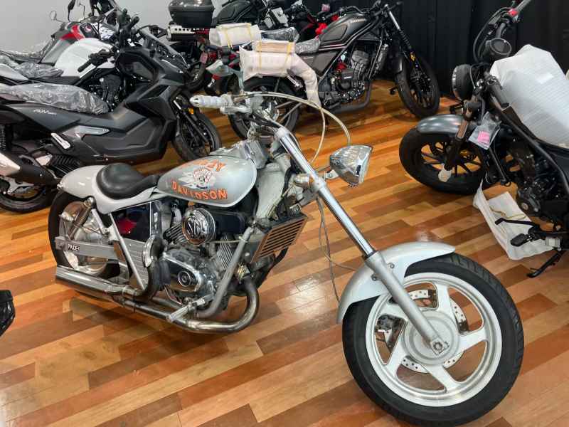 Honda Magna 250