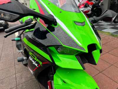Kawasaki Ninja ZX-10R KRT 2021