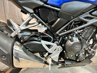 Honda CB250R 2019