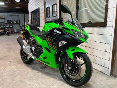 Kawasaki Ninja 400 2024