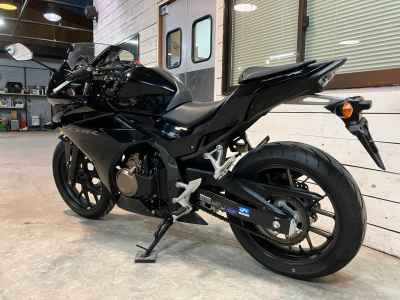 Honda CBR400R 2016