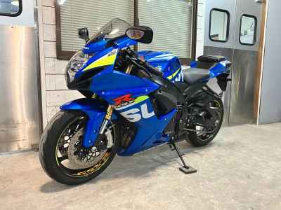 Suzuki GSX-R750 2015