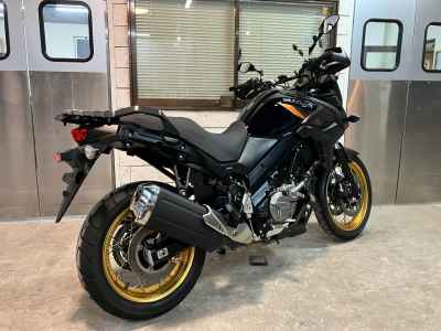 Suzuki V-Strom 650 2025