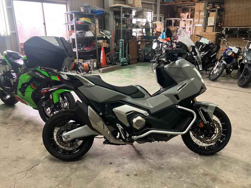 Honda X-Adv 750 2025
