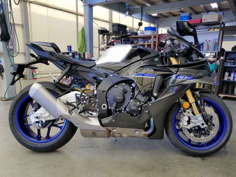 Yamaha YZF-R1M 2025