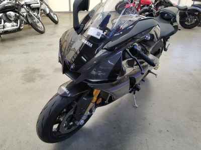 Yamaha YZF-R1M 2024