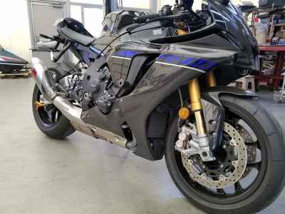 Yamaha YZF-R1M 2024