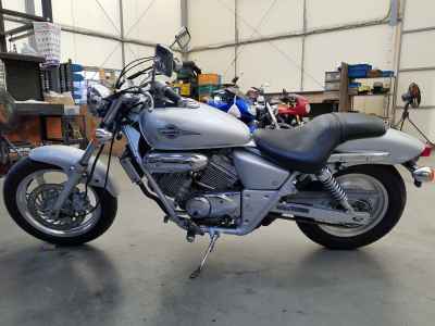 Honda Magna 250