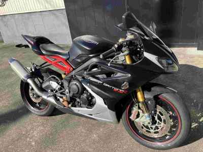Triumph Daytona 675R 2015
