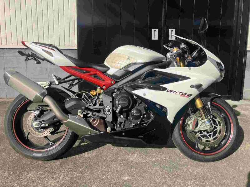 Triumph Daytona 675R 2014